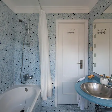 Apartment Romantic At Praca Das Flores